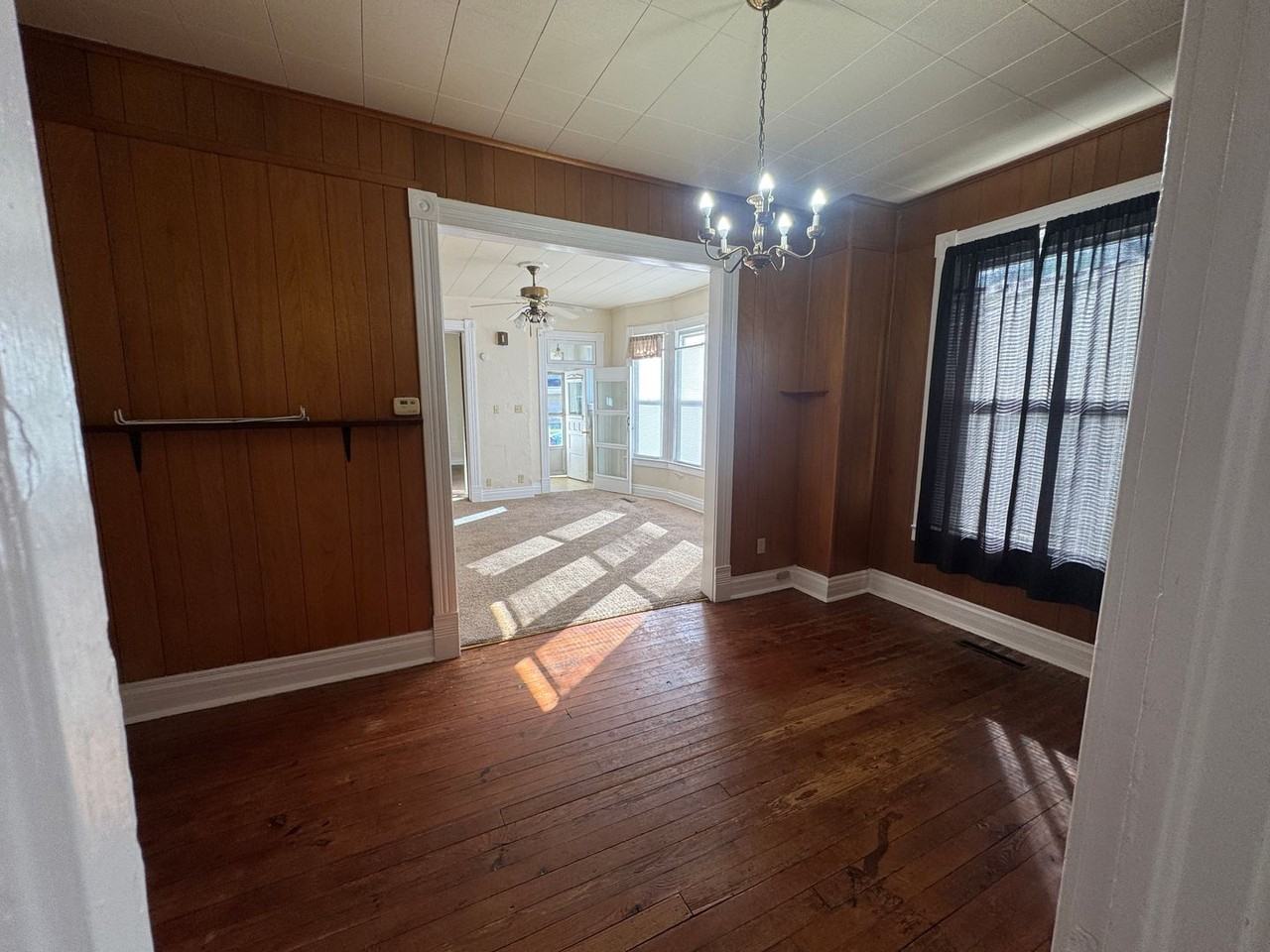 2323 Lafayette St - Photo 4 of 12