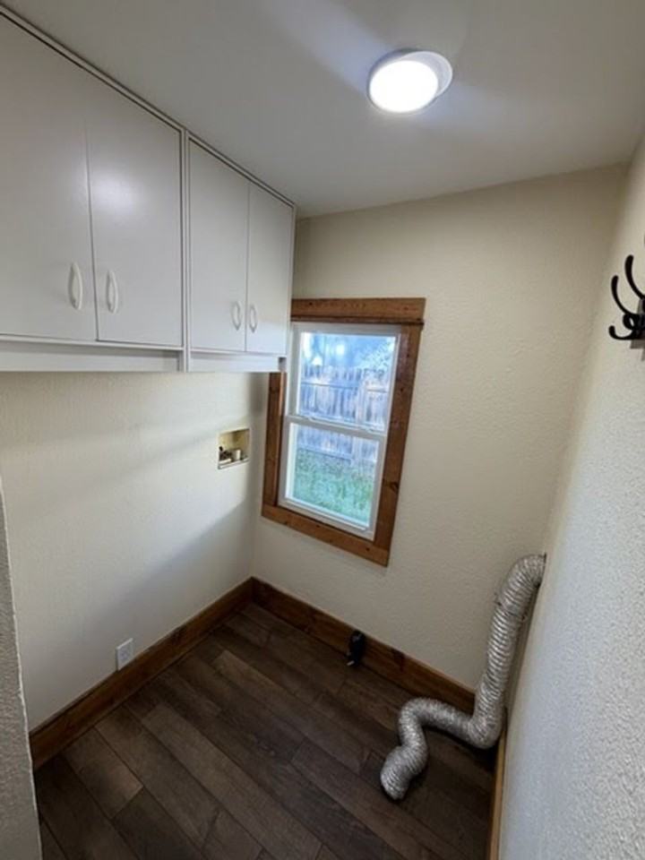 719 Fairfax St - Photo 7 of 10