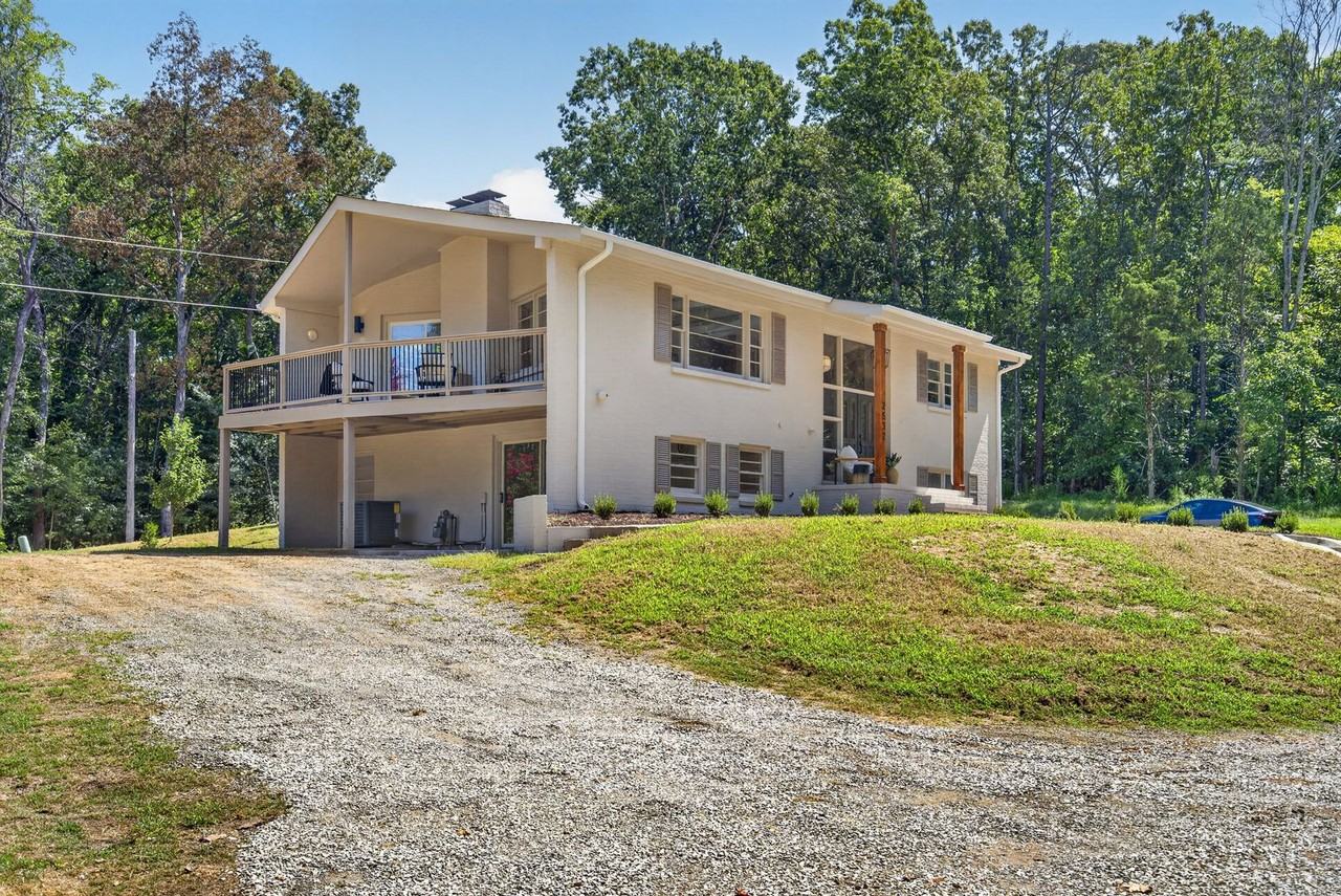 2532 Sam Newell Rd - Photo 3 of 39