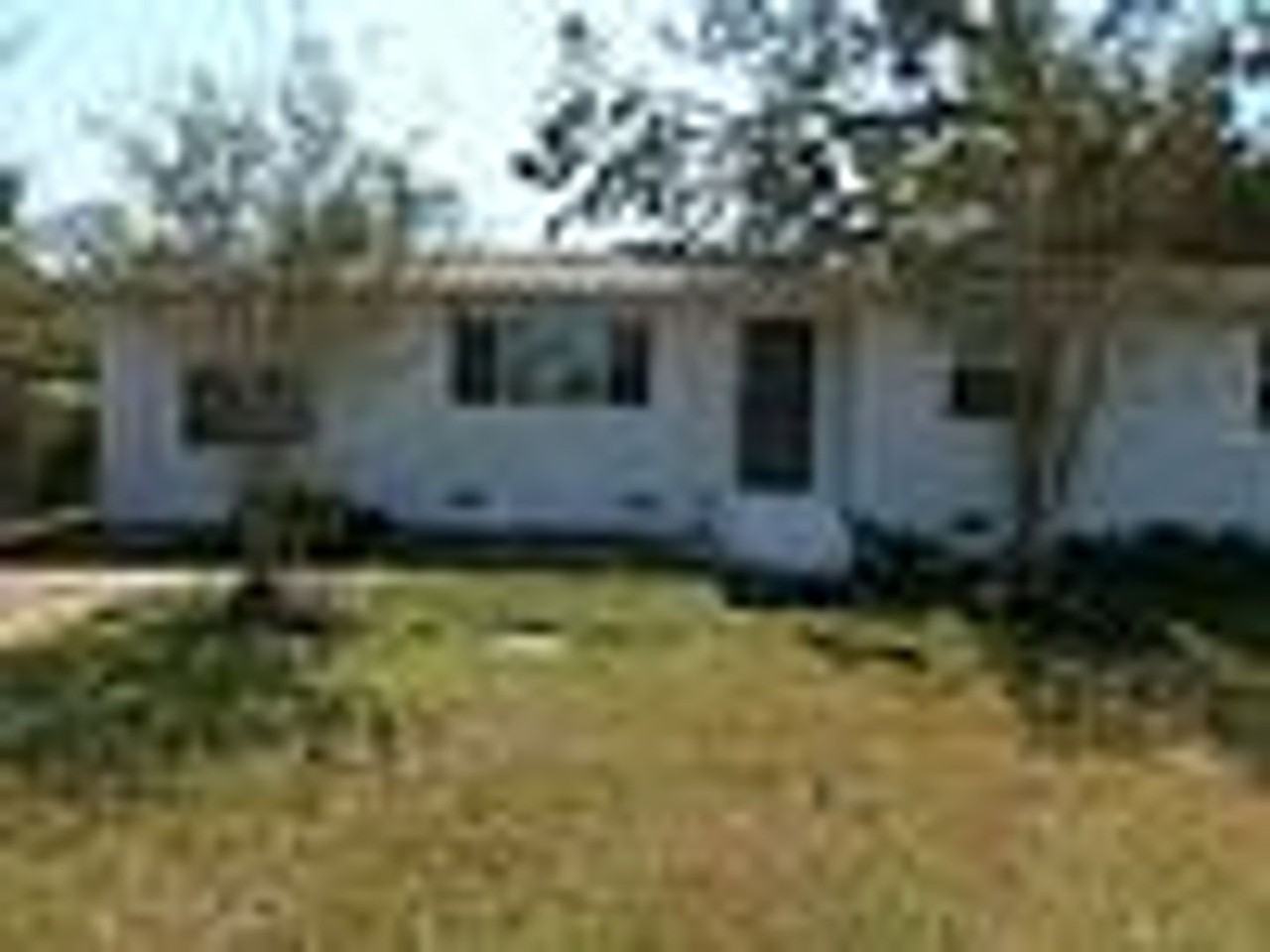 4911 Kinnear Ave - Photo 2 of 42