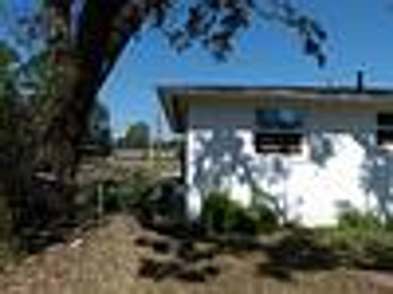 4911 Kinnear Ave - Photo 5 of 42
