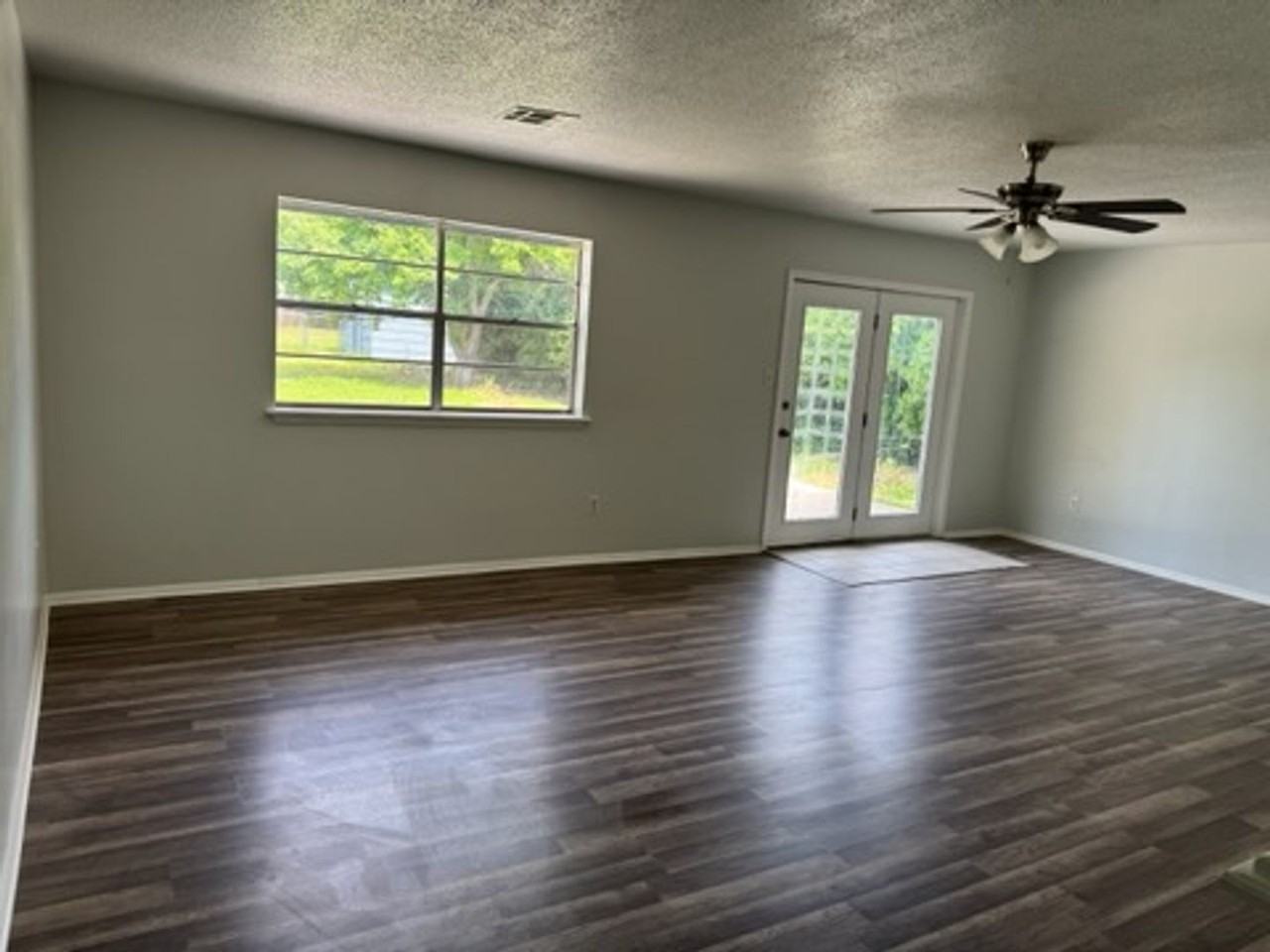 5648 Nw Beechwood Dr - Photo 5 of 15