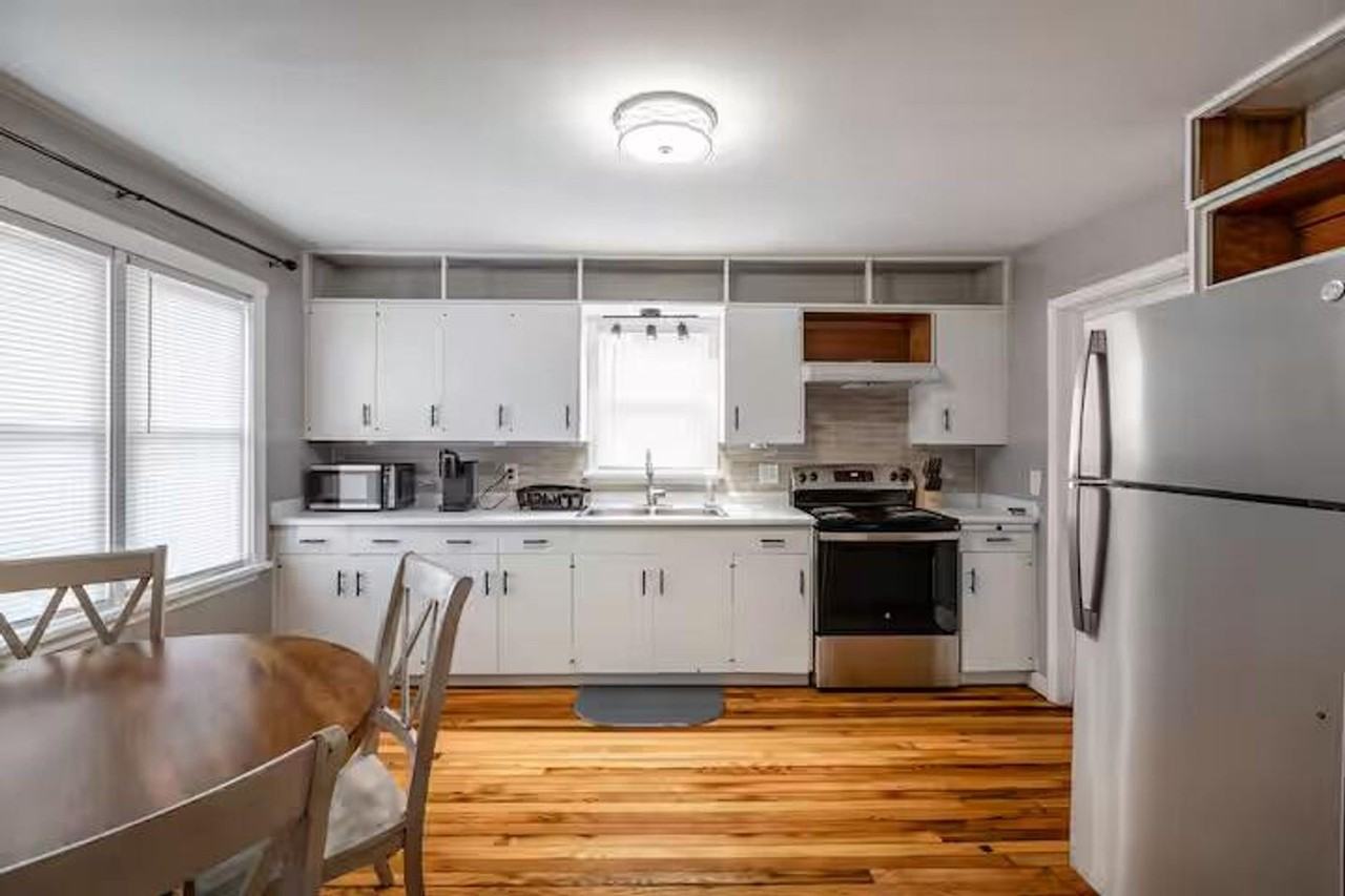 621 Farnam St - Photo 6 of 18
