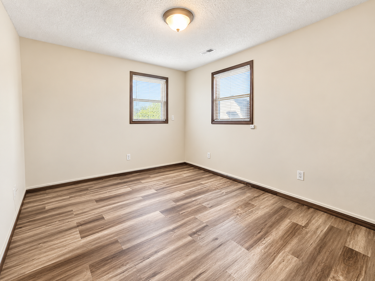 226 S Sheridan St - Photo 7 of 7