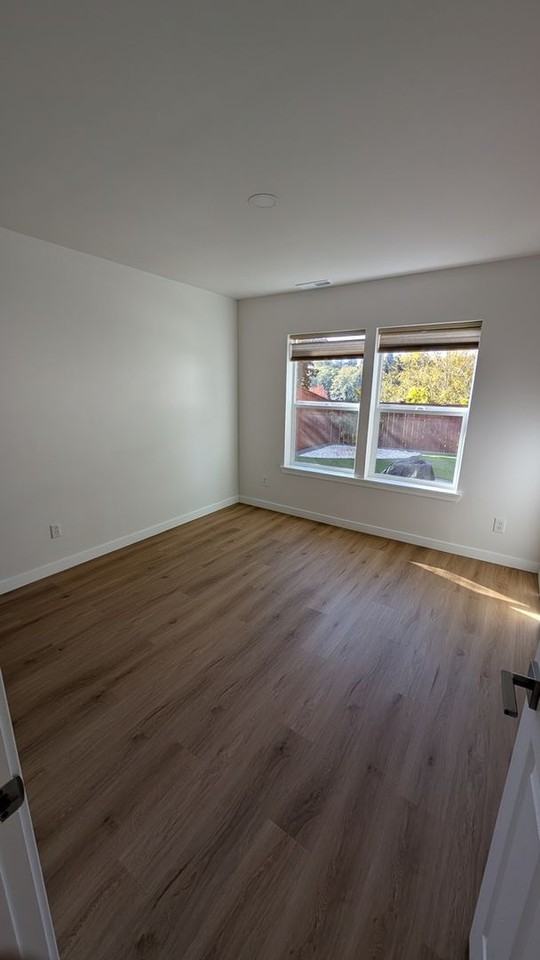 7557 20th Ave Sw - Photo 5 of 16