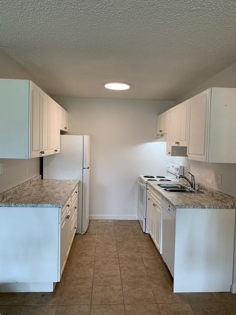 534 Cedar Street #002 - Photo 2 of 10