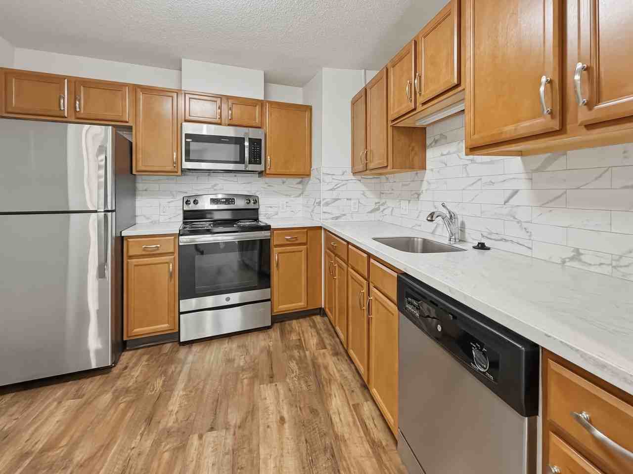 47 Palmer St #404 - Photo 3 of 15