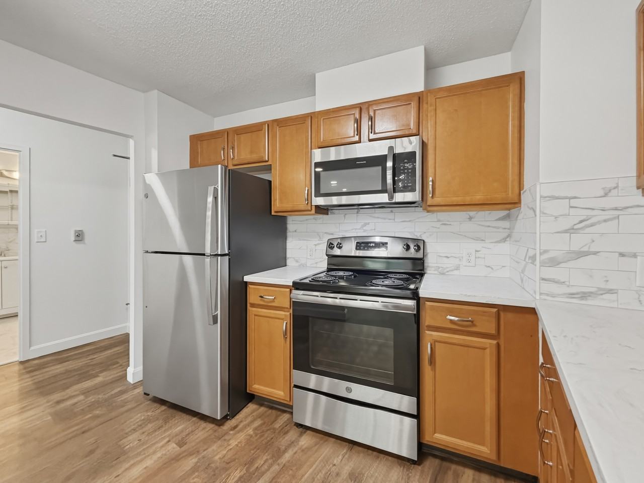 47 Palmer St #404 - Photo 4 of 15