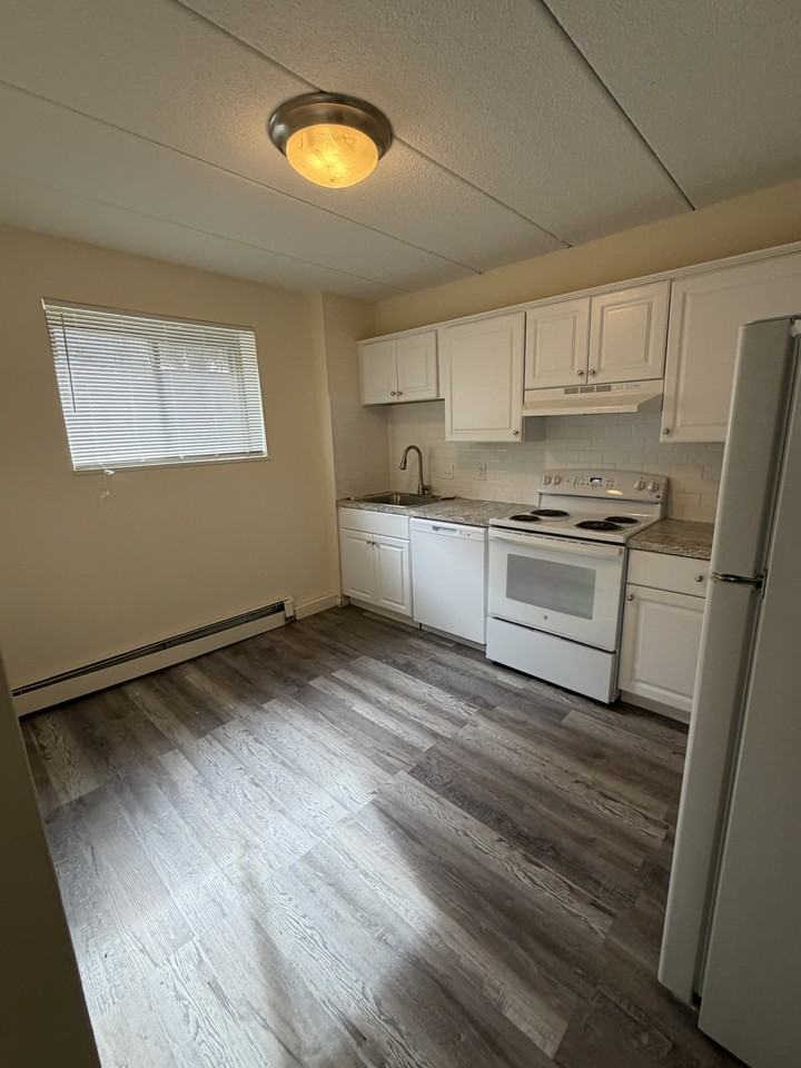 Main St #1 - Photo 5 of 7