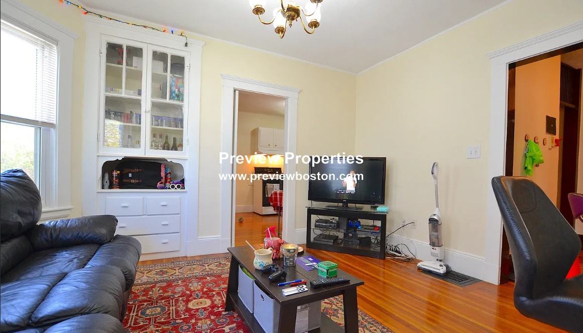 50 Tremont St #1 - Photo 6 of 11