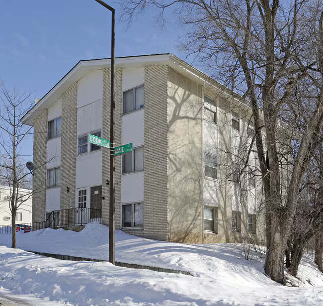 1052 Agate Street - Photo 2 of 2