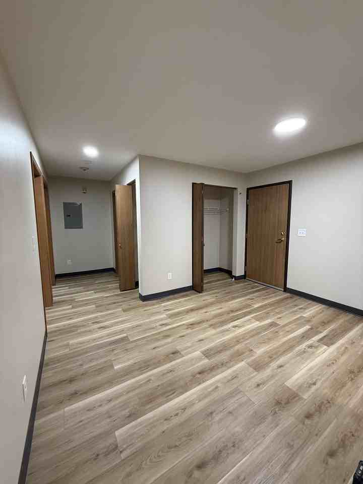 1321 Eastland Estates - Photo 3 of 11