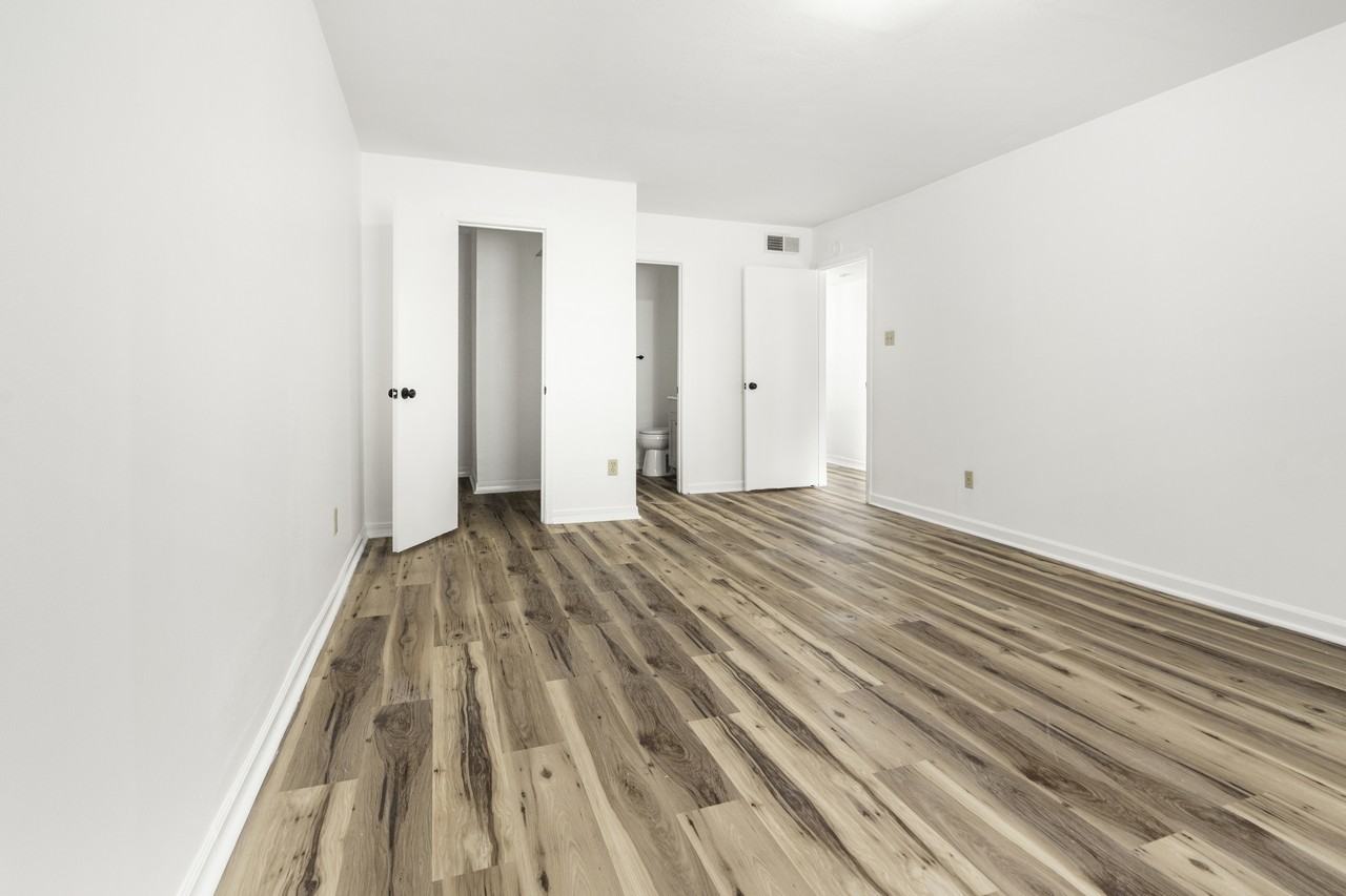 4293 Lac Saint Pierre Drive - Photo 4 of 16