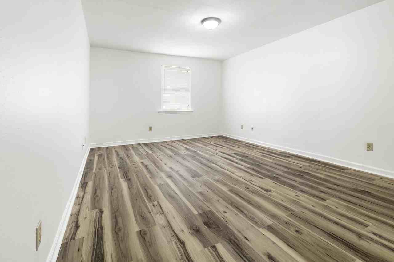 4293 Lac Saint Pierre Drive - Photo 5 of 16