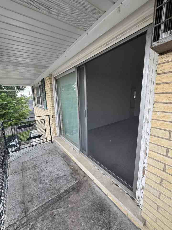 17385 70th Avenue - Photo 6 of 6