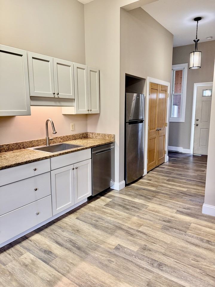 2 Perkins Place - Photo 2 of 10