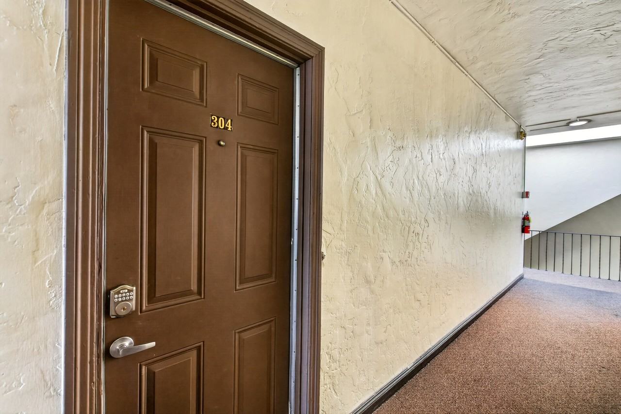 1821 6th Avenue - Photo 2 of 10