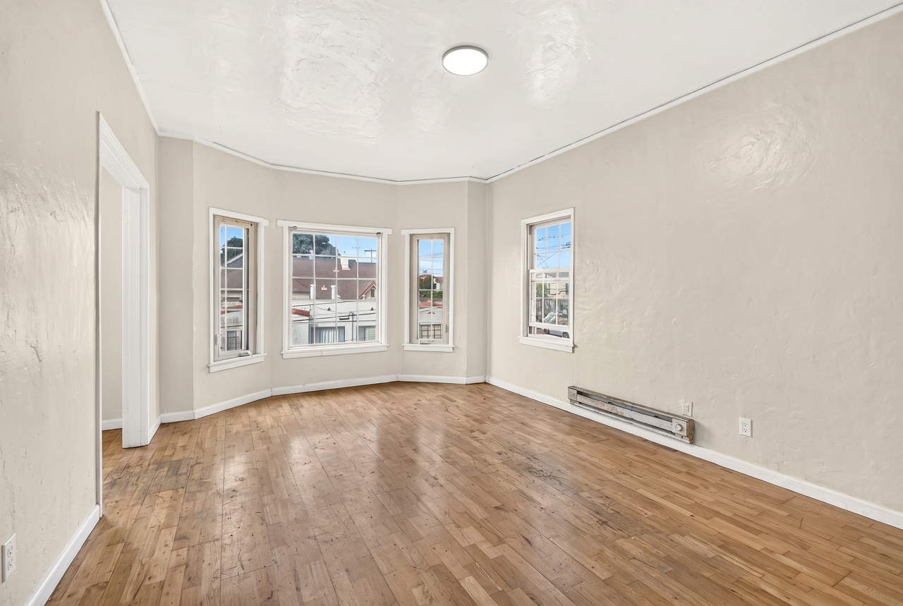 2416 8th Avenue - Photo 4 of 10