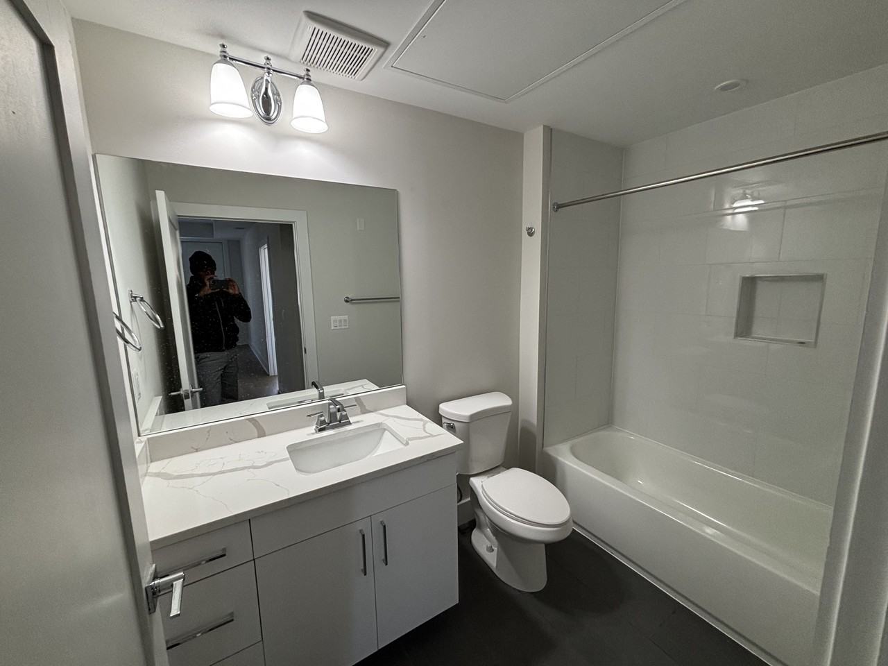 4311 Sheriff Road Northeast - Photo 5 of 5
