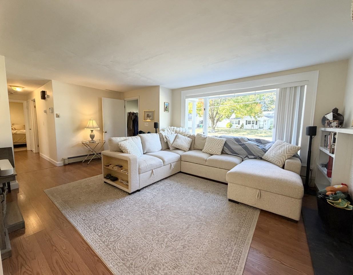 21 Wethersfield Rd - Photo 2 of 16