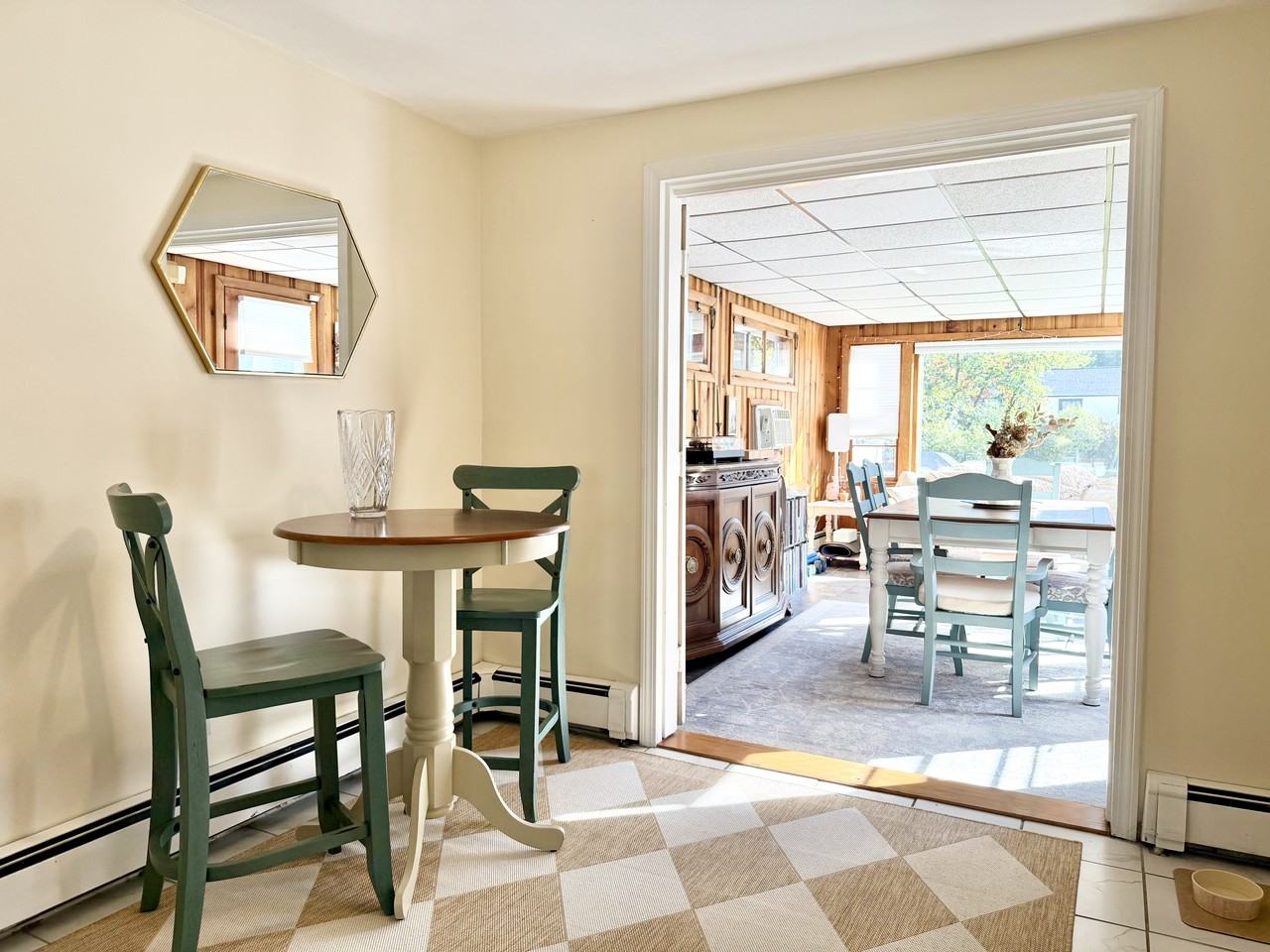 21 Wethersfield Rd - Photo 4 of 16