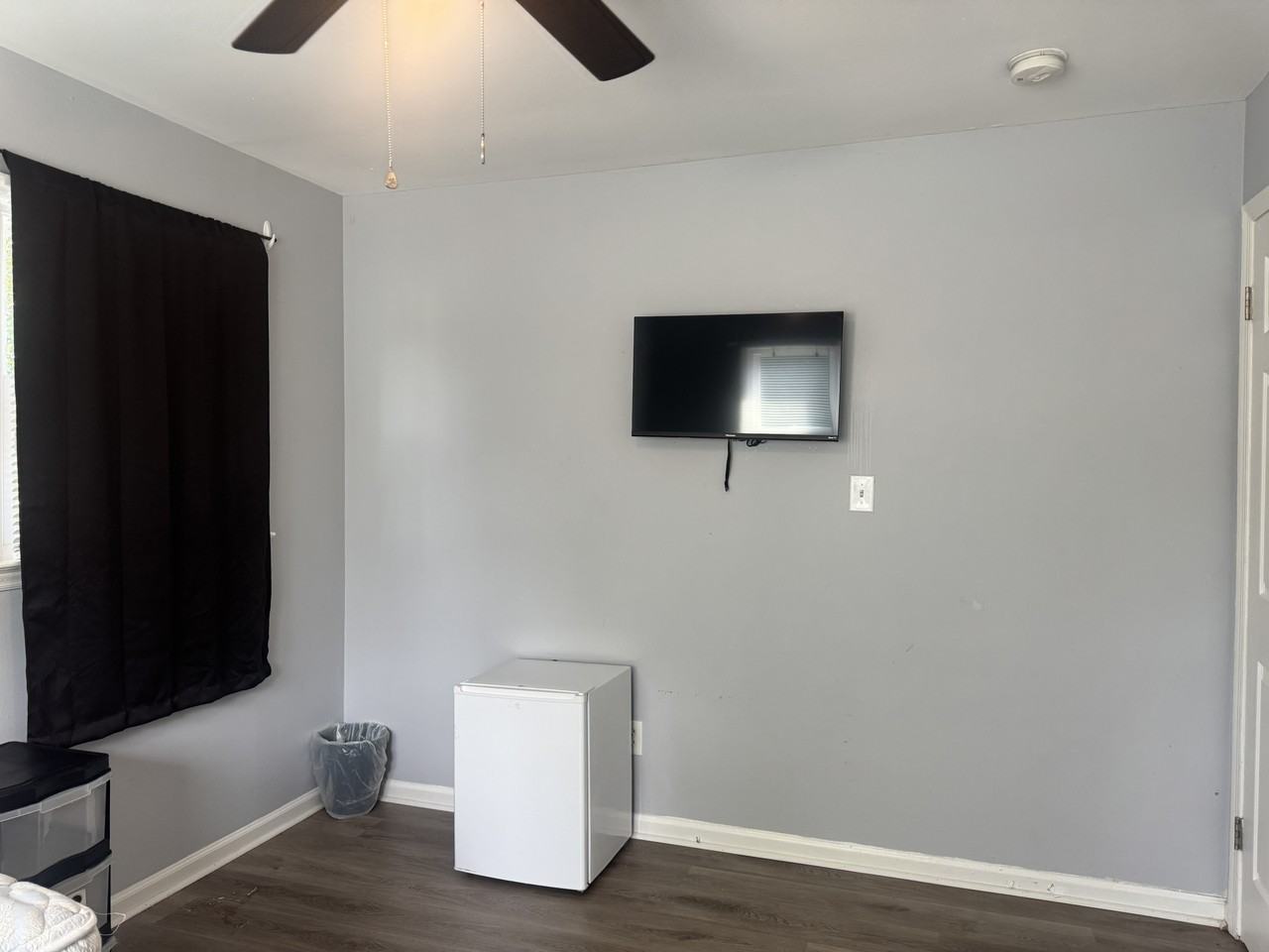 6700 Barcliff Drive - Photo 3 of 23