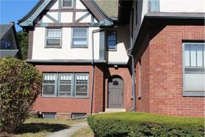 featured image of 96 Mount Auburn St