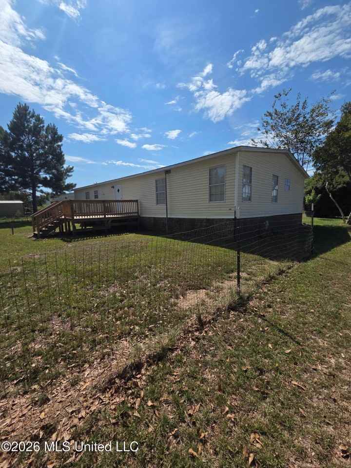 19570 Lennis Cuevas Rd - Photo 2 of 19
