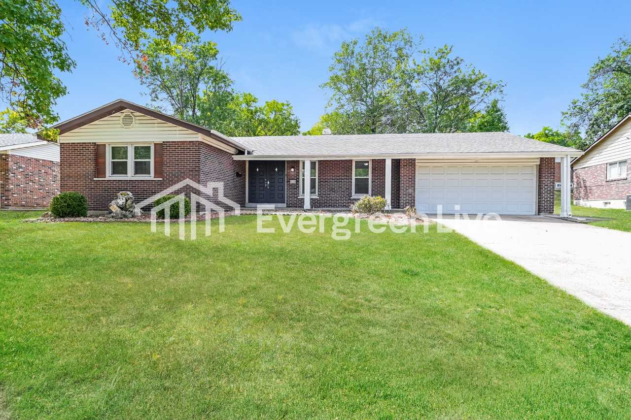 3630 Seville Dr - Photo 2 of 50