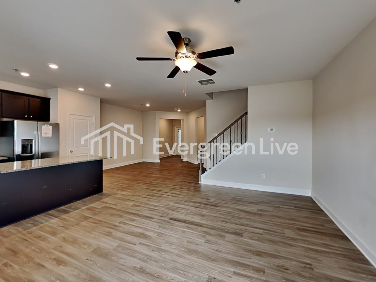 205 Connie Ct - Photo 2 of 15