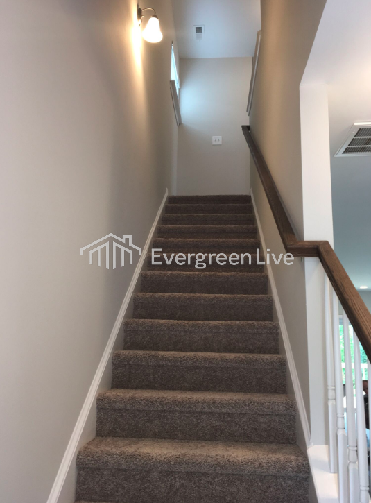 215 Jimmy Love Ln - Photo 3 of 20