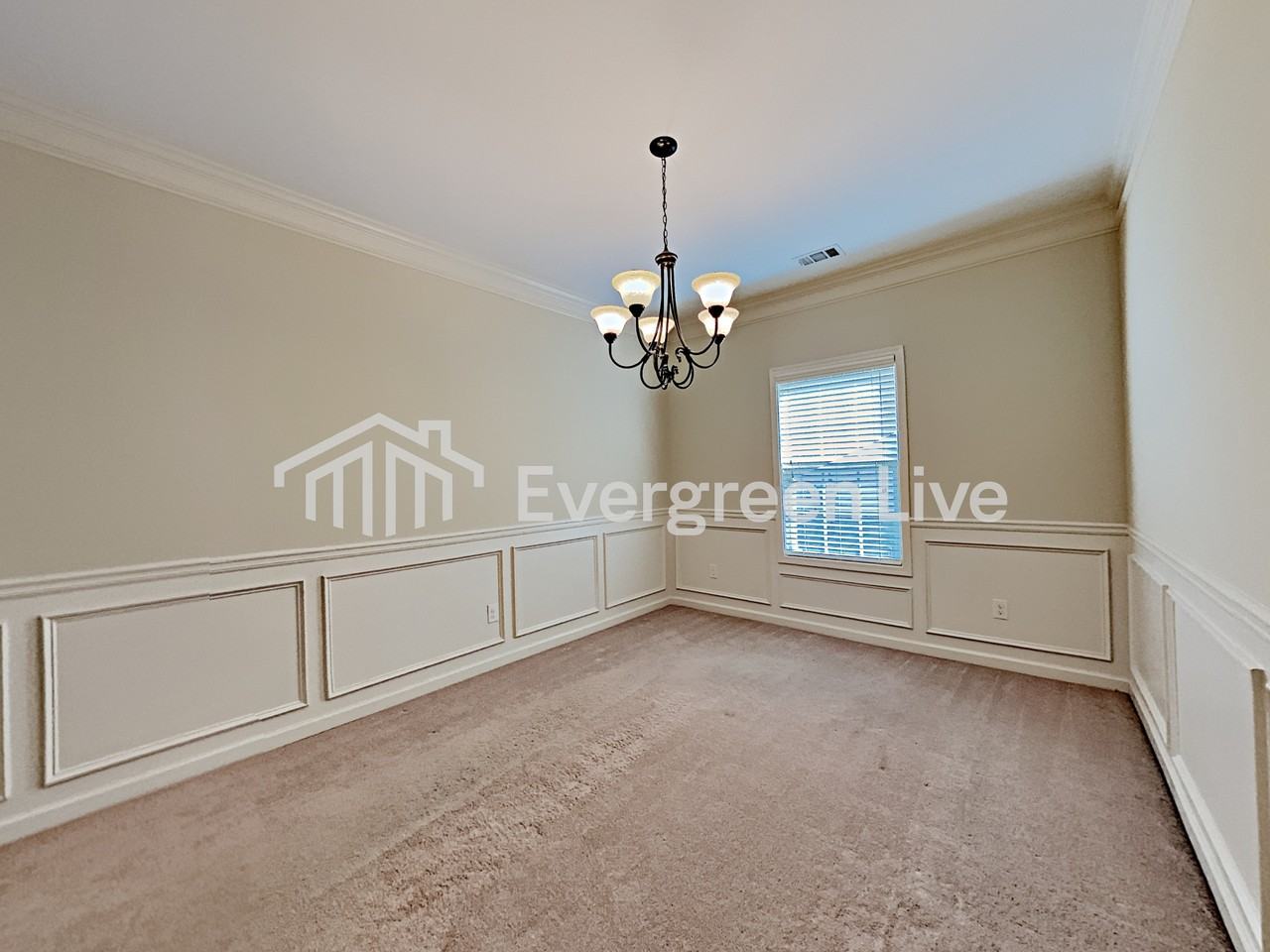 2551 Freemont St - Photo 5 of 15