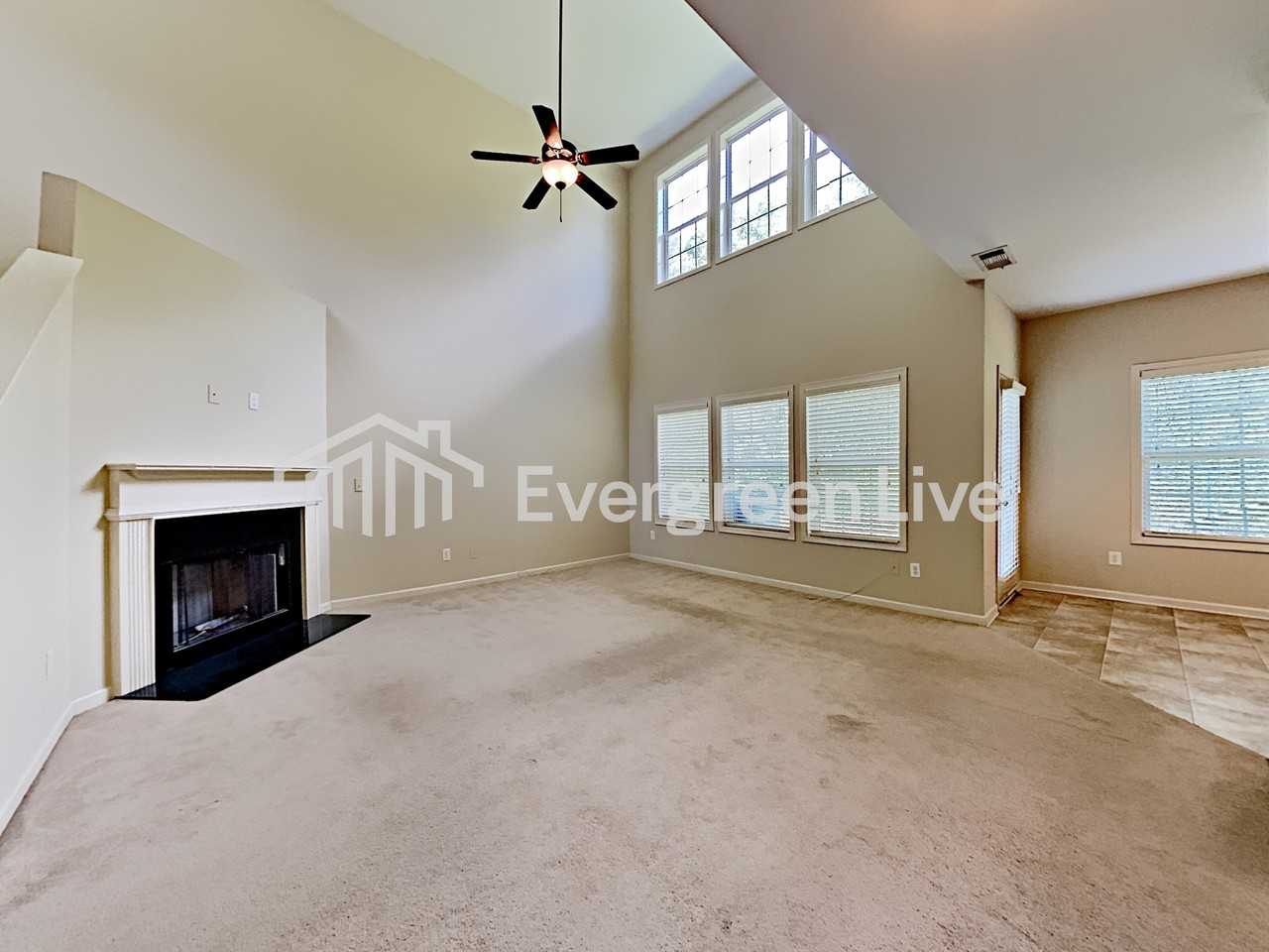 2551 Freemont St - Photo 6 of 15