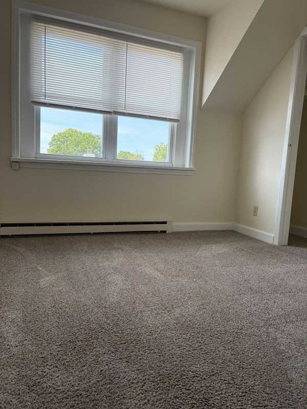 283 Orchard St - Photo 3 of 8