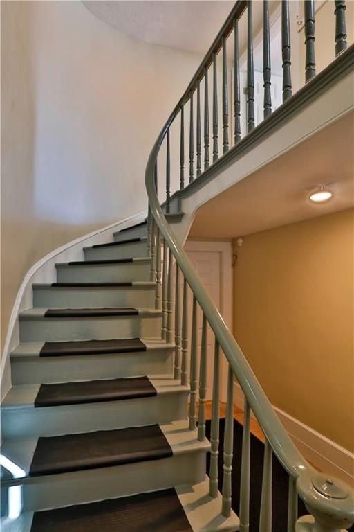 486 W West Fountain Street, 2 ##2 - Photo 4 of 26