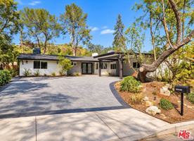 featured image of 16047 Meadowcrest Rd