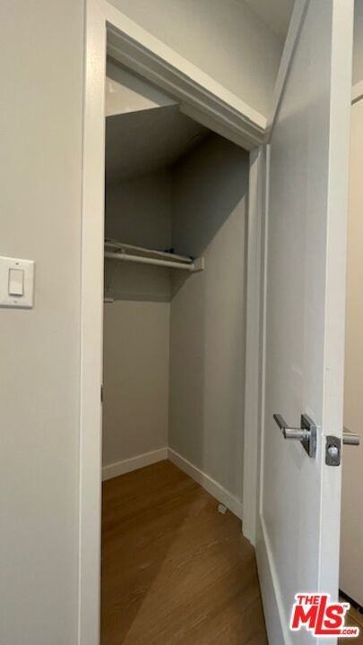 4937 W 20th St - Photo 5 of 18