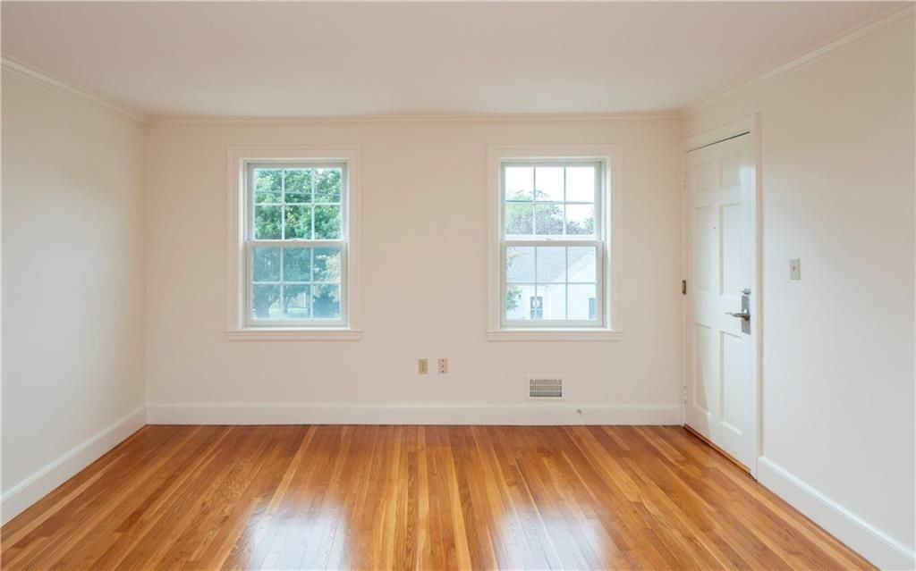 194 N Fenner Ave ##D - Photo 5 of 31