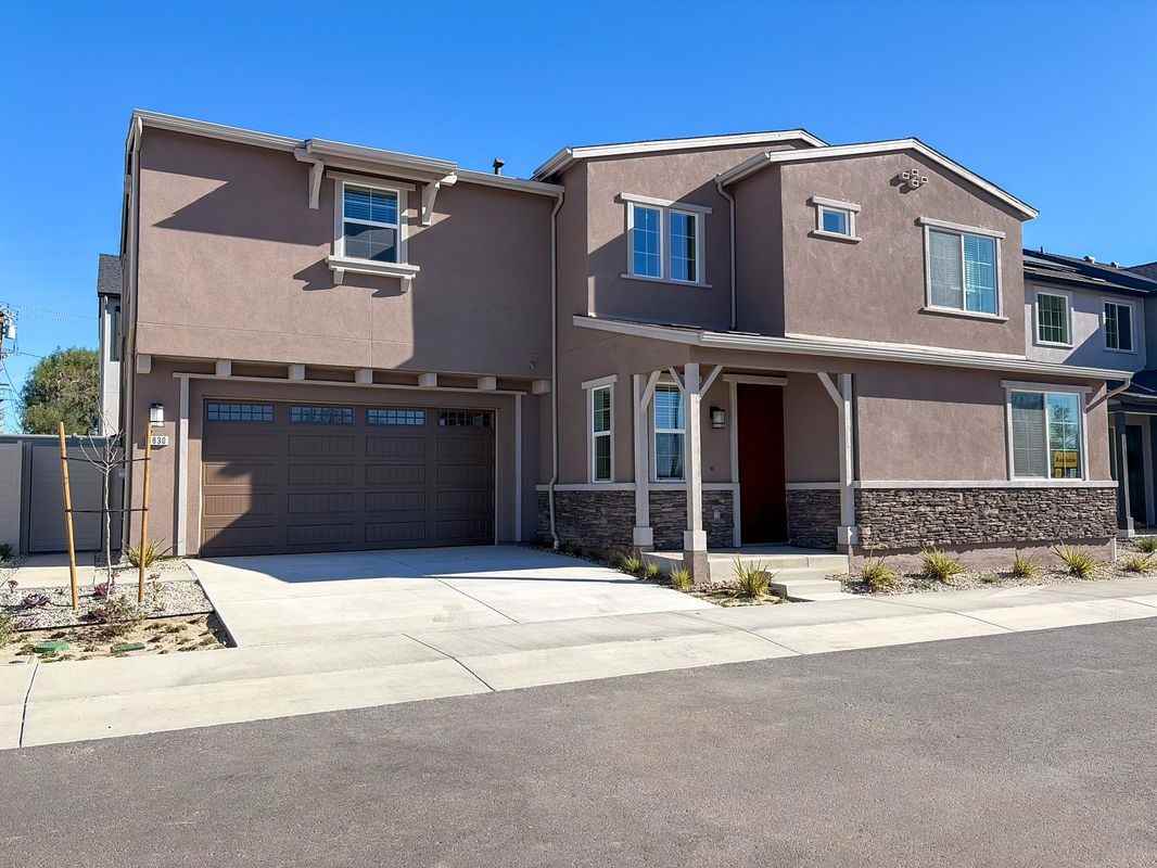 4801 Arroyo Run - Photo 2 of 35