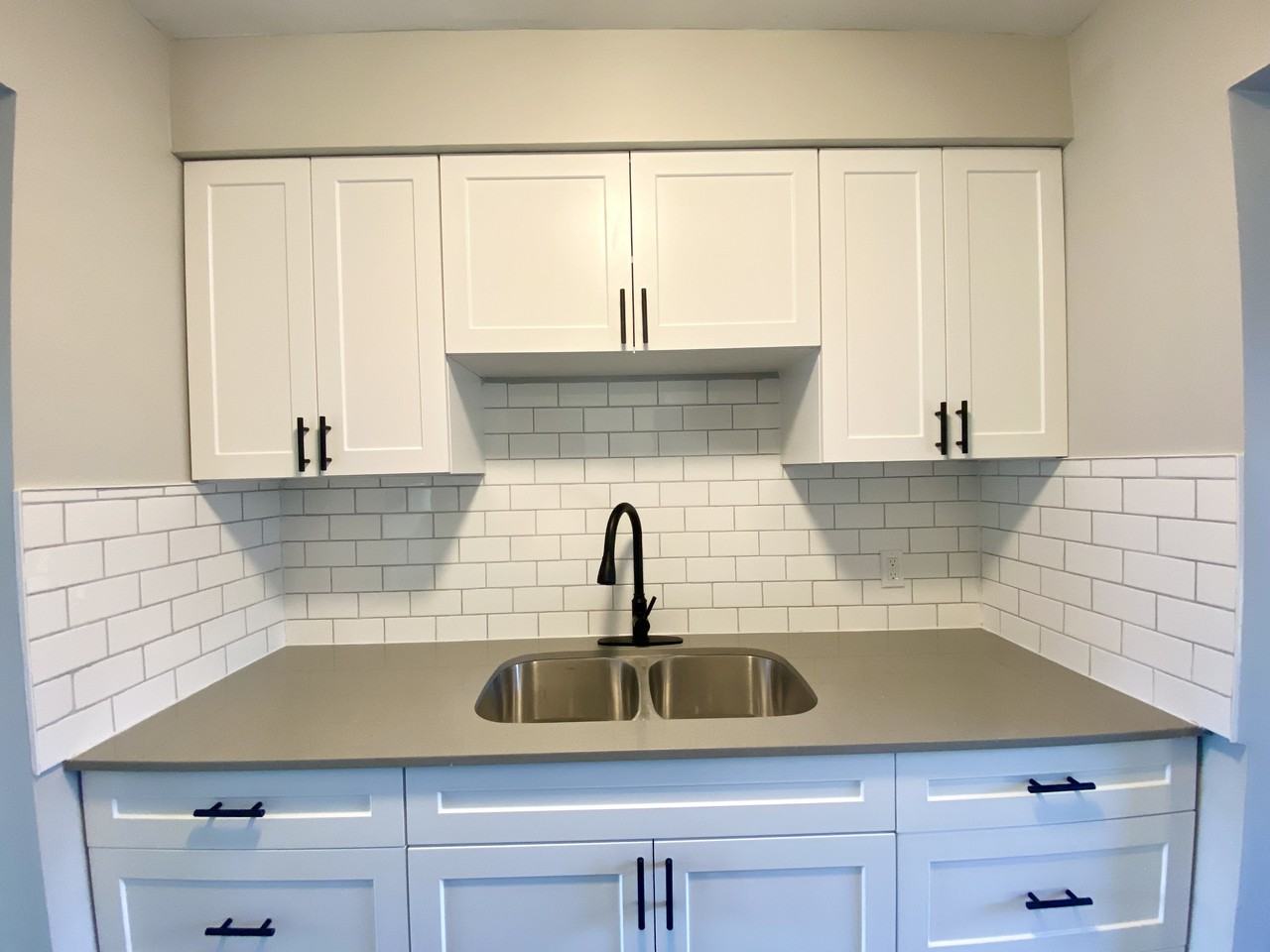 210 Park Ave E #7 - Photo 2 of 11