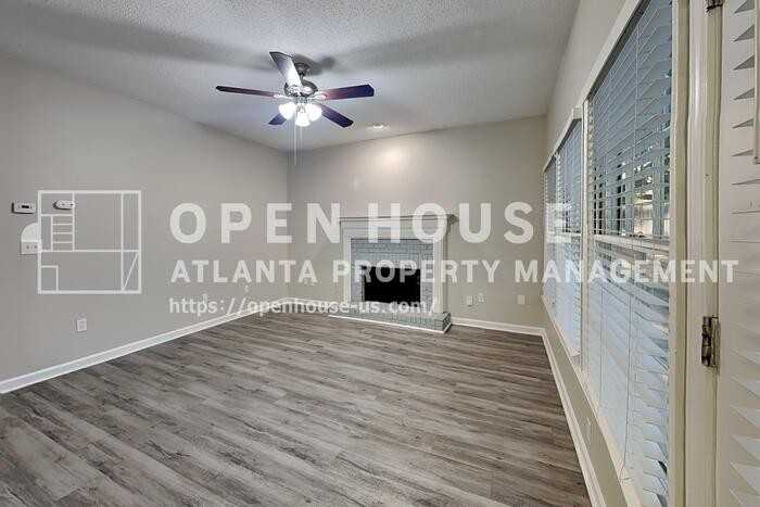 7203 Meadow Gate Way - Photo 5 of 20