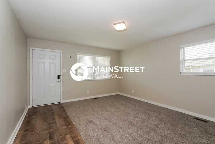 2816 Dietz St - Photo 4 of 16