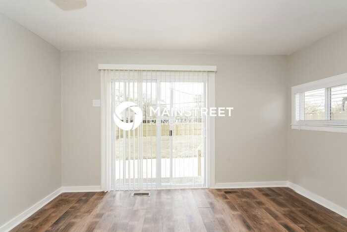 2816 Dietz St - Photo 5 of 16