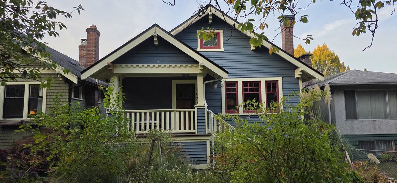 1071 East 10th Avenue - Photo 2 of 18