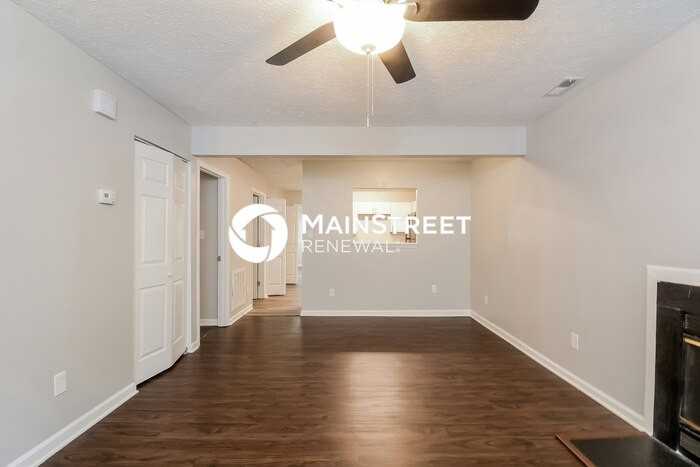53 Enesco Cir - Photo 5 of 17