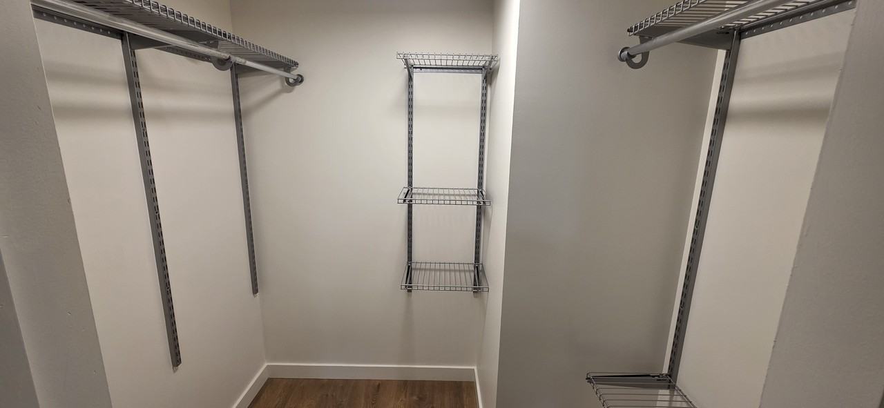 1071 East 10th Avenue - Photo 7 of 18