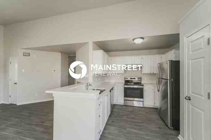 10619 Coulport Ln - Photo 6 of 16