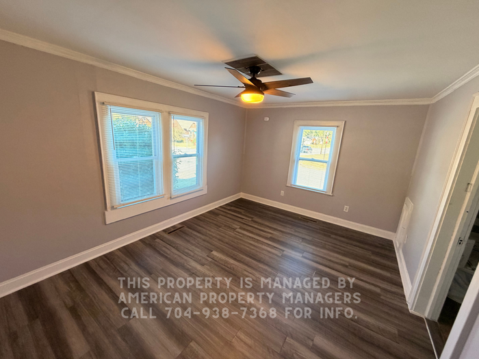 1106 Lane St - Photo 5 of 9
