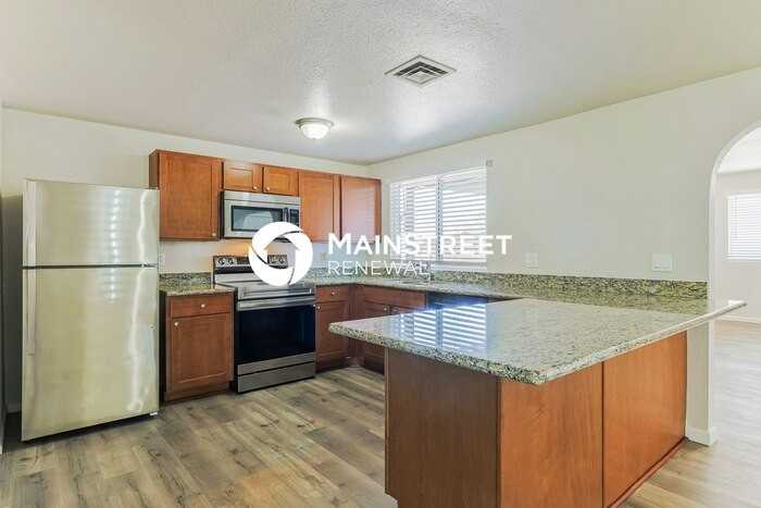 1530 W Boise Pl - Photo 4 of 16
