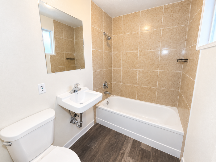 3149 N 33rd St #2 - Photo 7 of 8